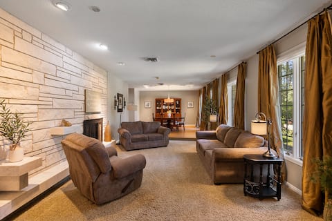 lNDOOR POOL! The FUN house