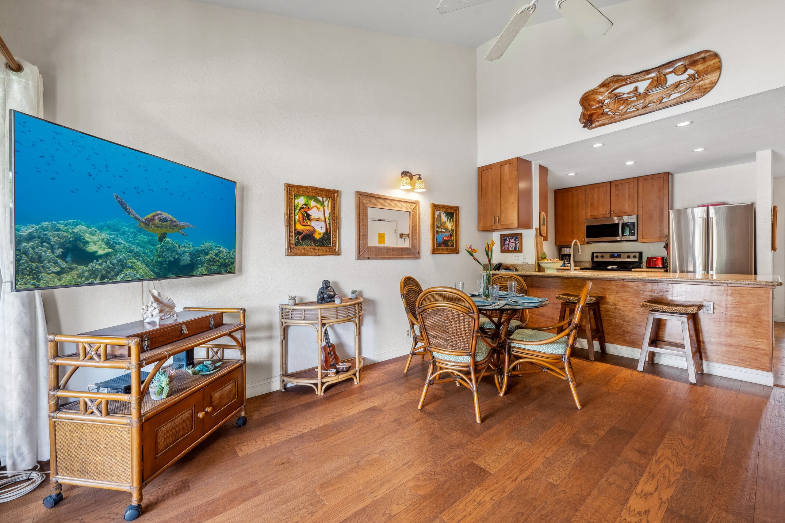 Condo in Kihei · ★4.96 · 2 bedrooms · 4 beds · 1 bath - Image 3