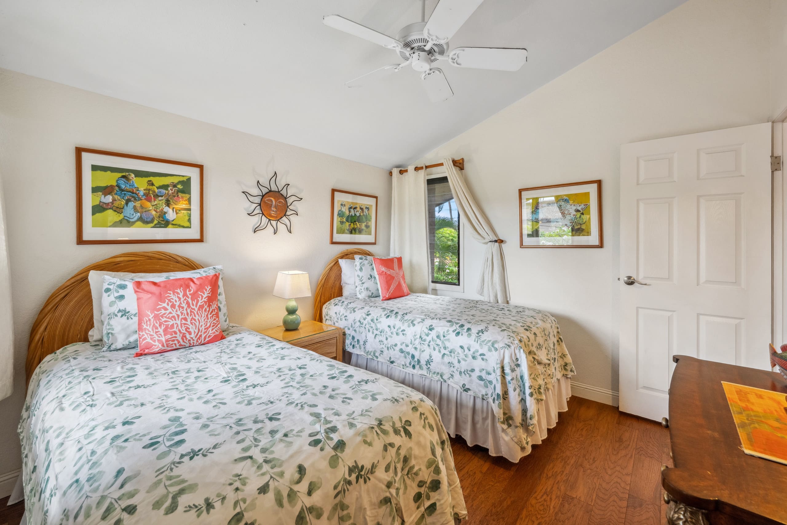 Condo in Kihei · ★4.96 · 2 bedrooms · 4 beds · 1 bath - Image 13