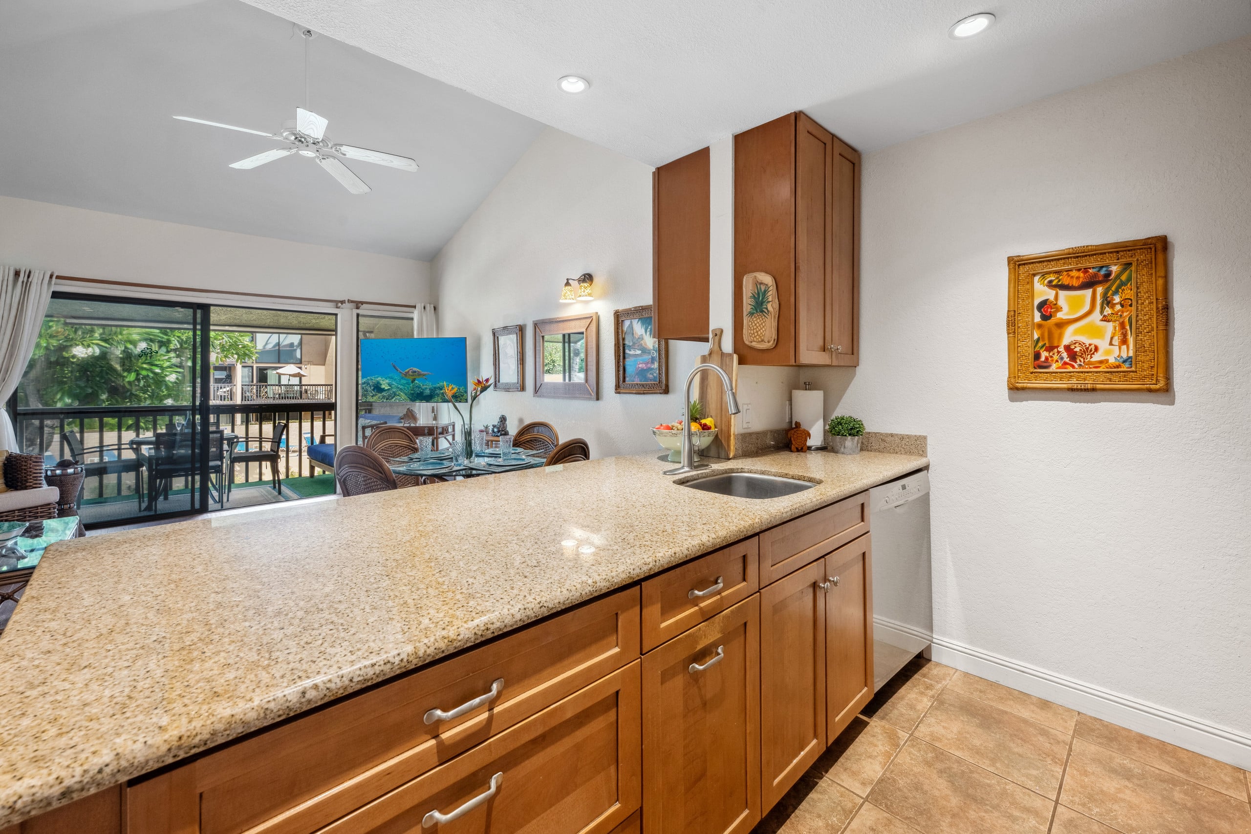 Condo in Kihei · ★4.96 · 2 bedrooms · 4 beds · 1 bath - Image 6