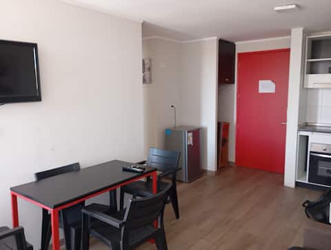 Popular Airbnb listing: Beautiful apartment, optional parking in Quinta Normal