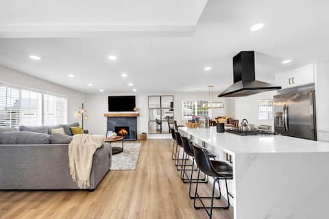 Relaxing 3 Bedroom Home 15 min from ONT Airport