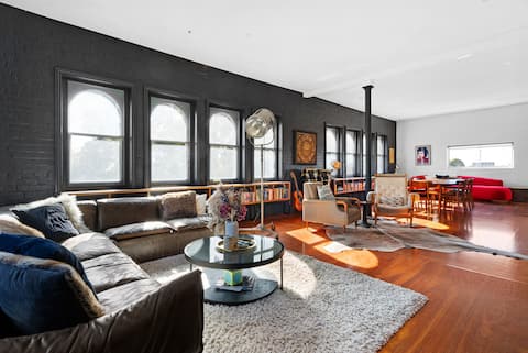 Popular Airbnb listing: Penthouse on Gertrude with private rooftop terrace in Fitzroy