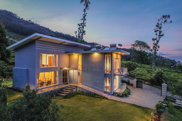 Kalpavriksha Villa – Lake View Luxury Villa