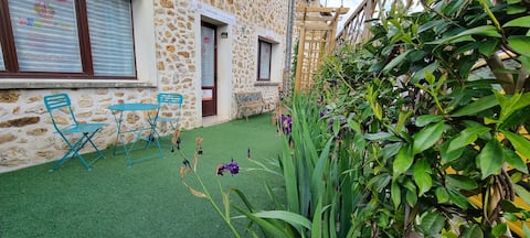 Paris Saclay Accommodation - Close to RER B station