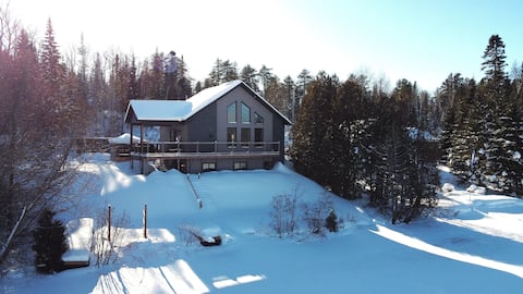 Cassiopeia | Hot tub and nature | Tavata Chalets