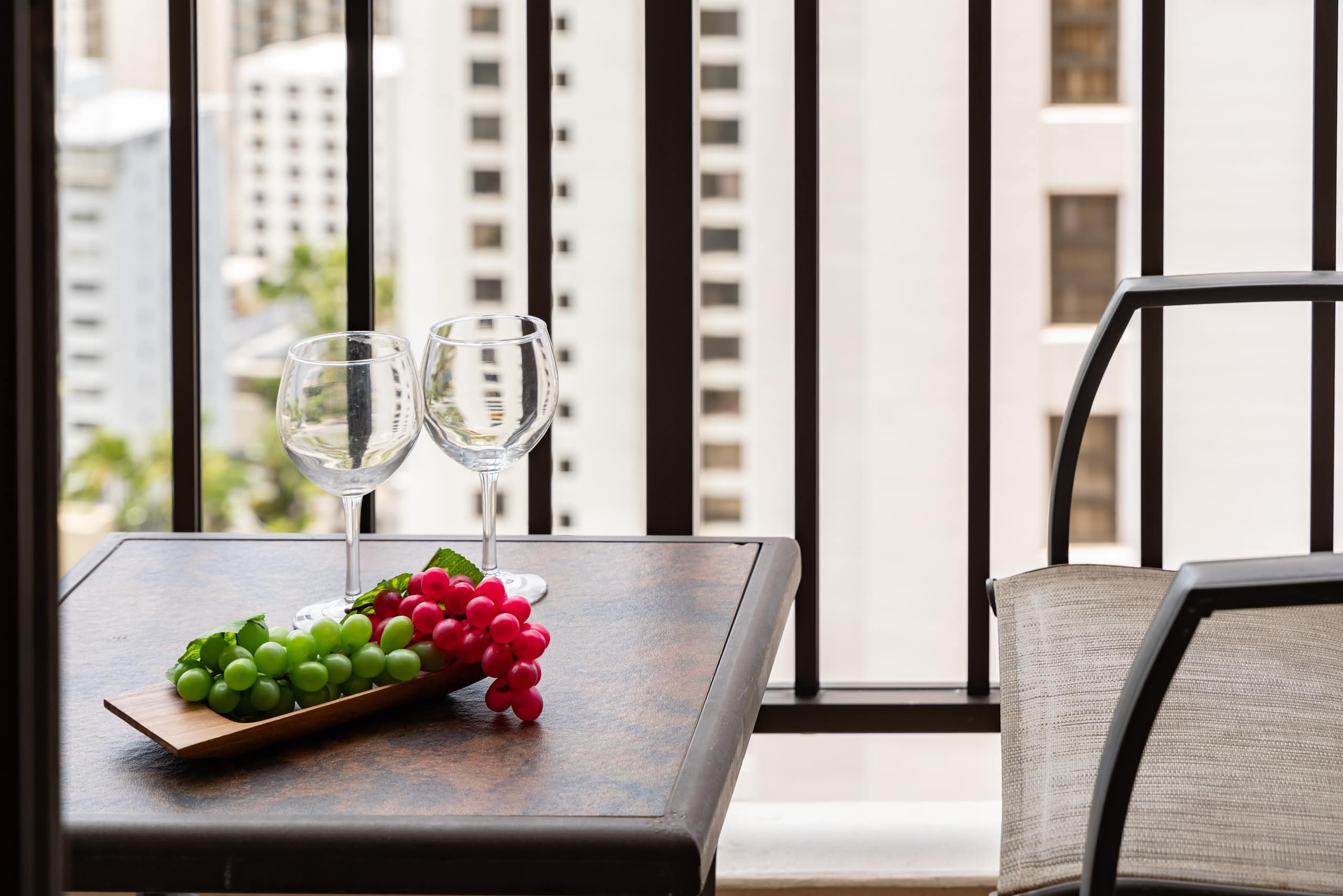 Condo in Honolulu · ★4.67 · 1 bedroom · 2 beds · 1 private bath - Image 48