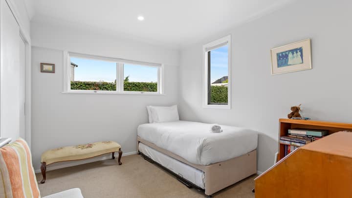 Slaapkamer 4 - eenpersoonsbed met eenpersoons uitschuifbed 