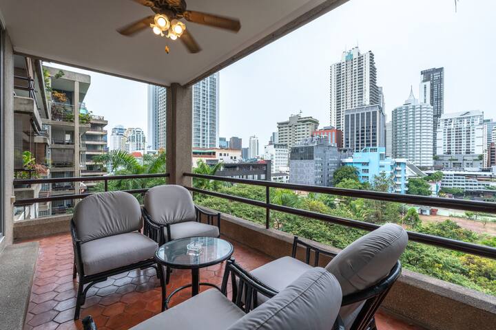 3br. modern near BTS 100 m. gallery image 3