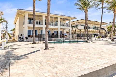 Vista Mar - a beachfront home in Redington Beach