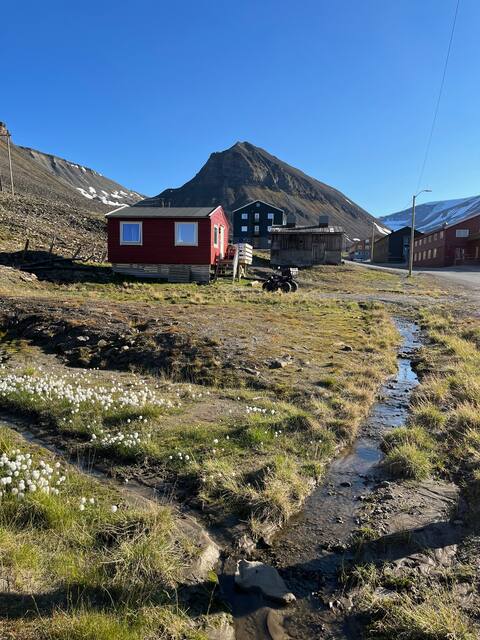 Private cabin in Longyearbyen. Cozy and unique