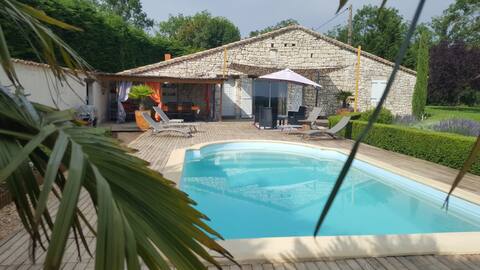 Maison de campagne piscine chauffée et billard