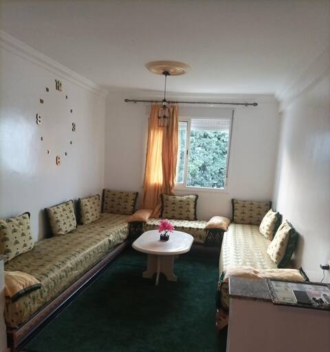 Top performing Airbnb: Apartment in the Diplomatic Forest in Gueznaia