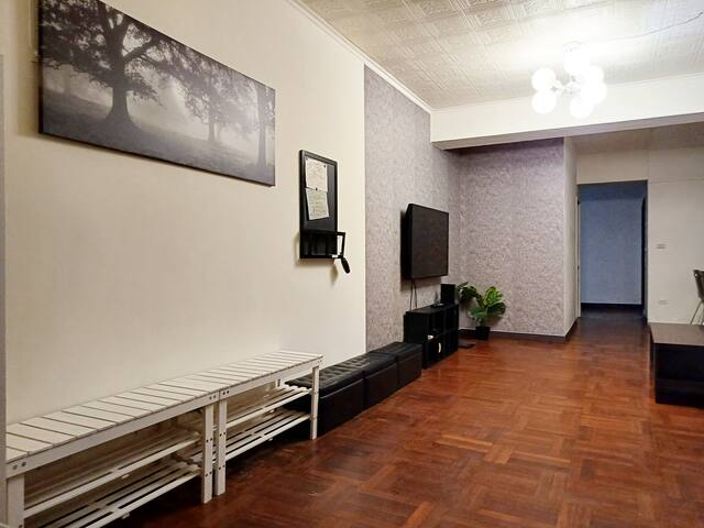 LJNMarket gallery image 3