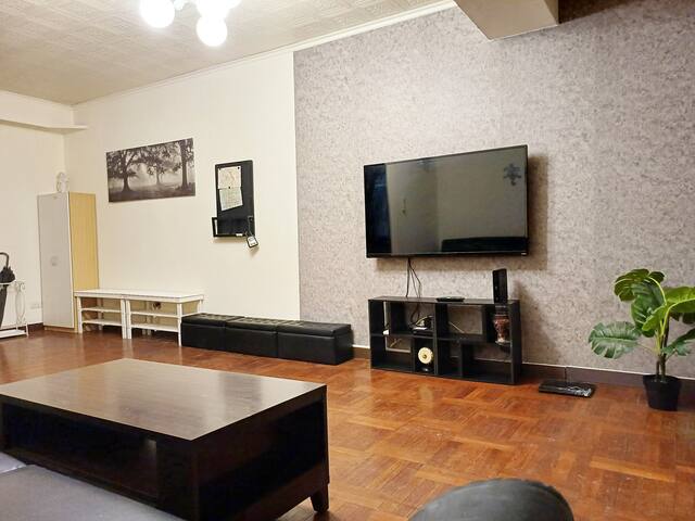 LJNMarket gallery image 4