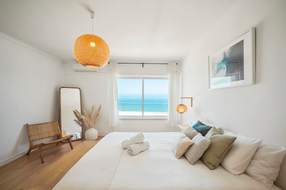A sea-view penthouse above Ericeira's surf breaks, Ericeira, Lisbon District, Portugal, photo 8 of 10