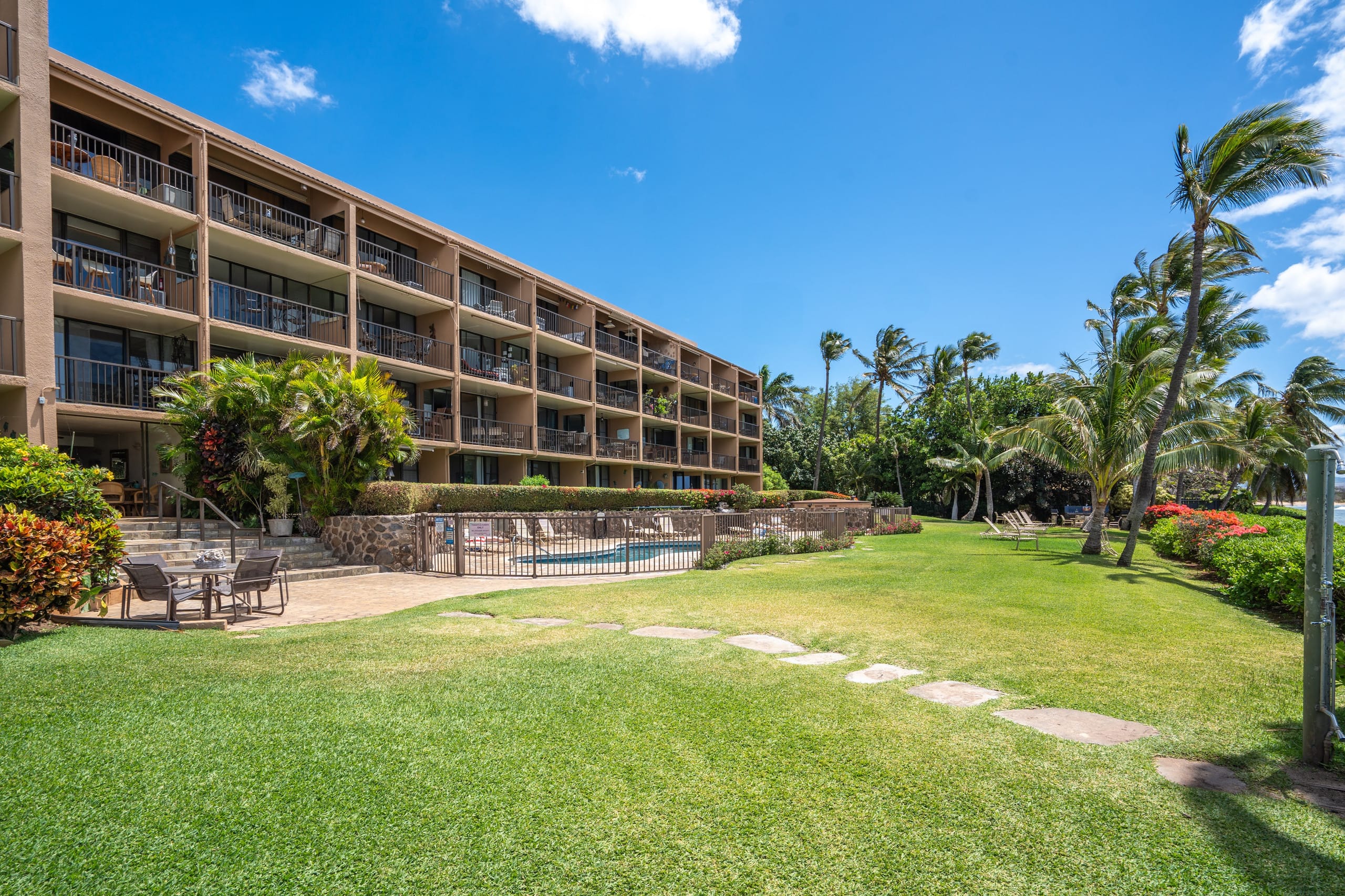 Condo in Wailuku · ★4.76 · 3 bedrooms · 4 beds · 2 baths - Image 29