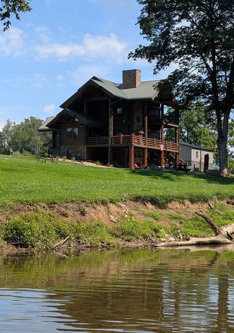 Holston River Lodge - Hot tub, Fishing Paradise