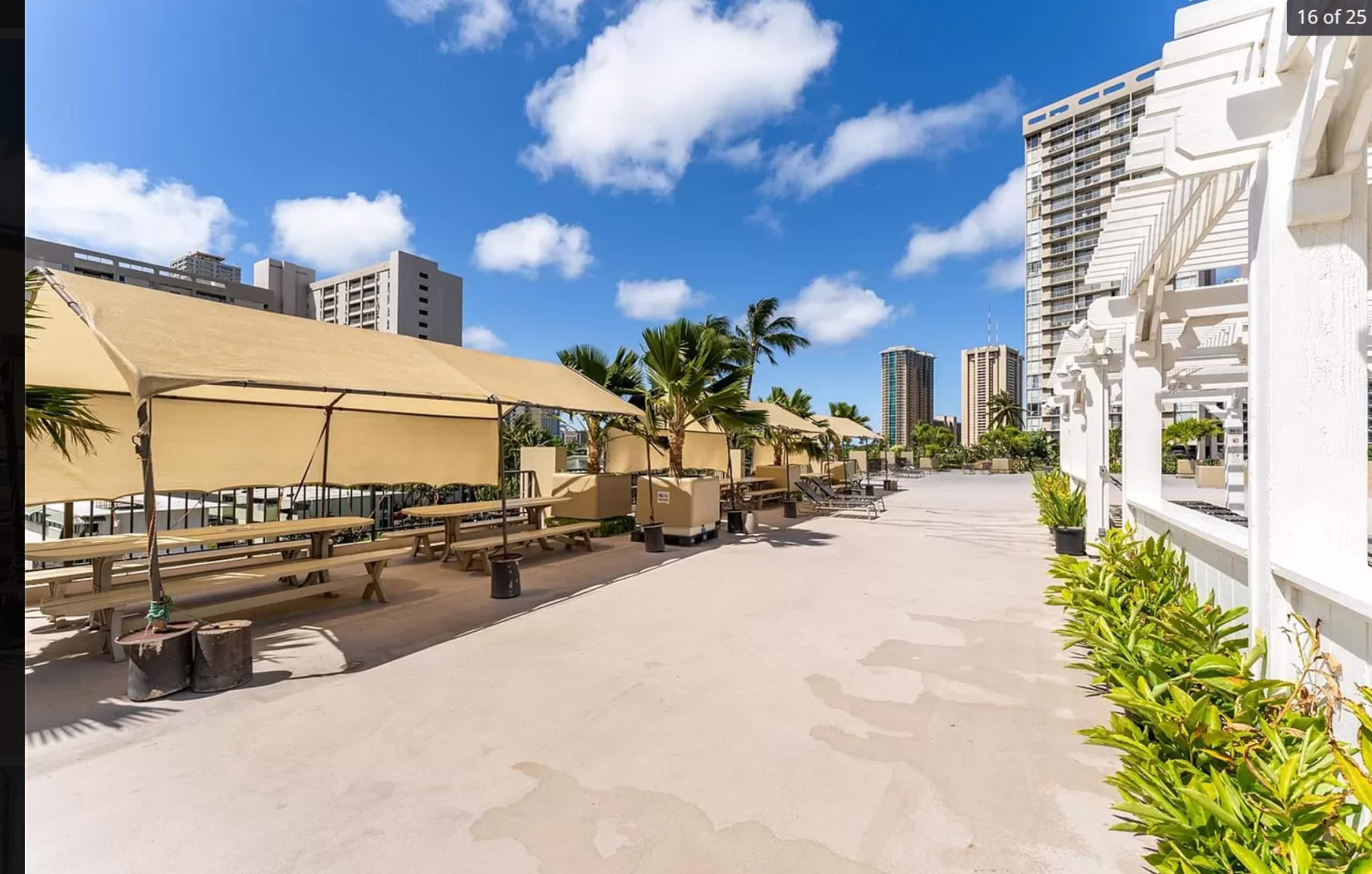 Hawaii Waikiki Movie Studio *2Queen* - Photo 32