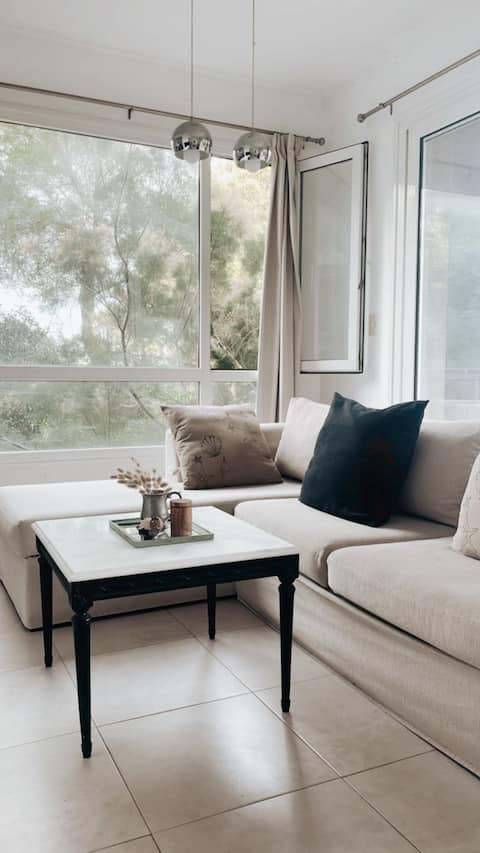 Top performing Airbnb: Between Forest & Sea – A Design Retreat in Partido De Necochea