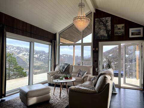 Popular Airbnb listing: Stunning Panorama Jacuzzi Hiking Fishing Private in Gjesdal