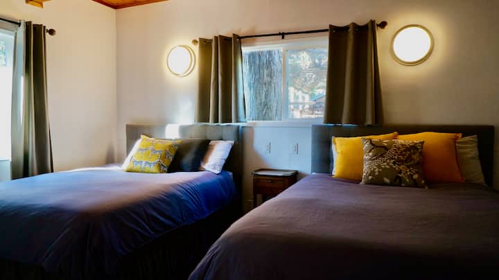 საძინებელი 1