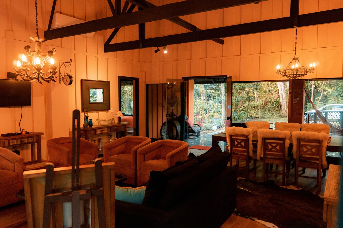Airbnb em destaque: House in Morretes - Mimosa em Morretes
