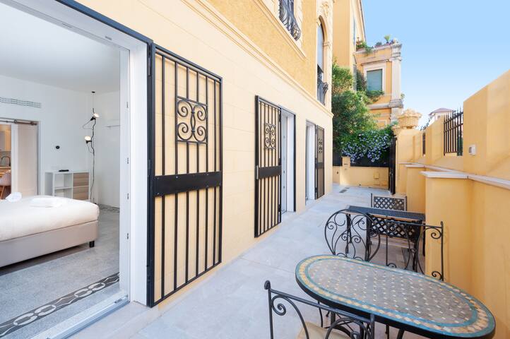 Villino Ferrero – Boutique Stay in Charming Area gallery image 3