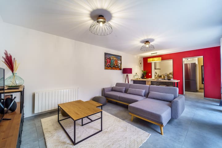 მისაღები ოთახი 2