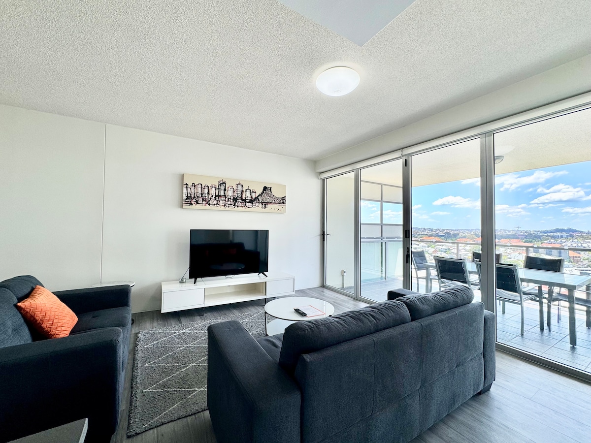 Top performing Airbnb: # Entire 3 BRM with Breathtaking Views in Spring Hill