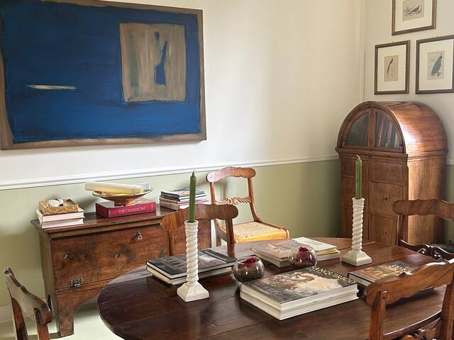 Charming & large apartment close to the center