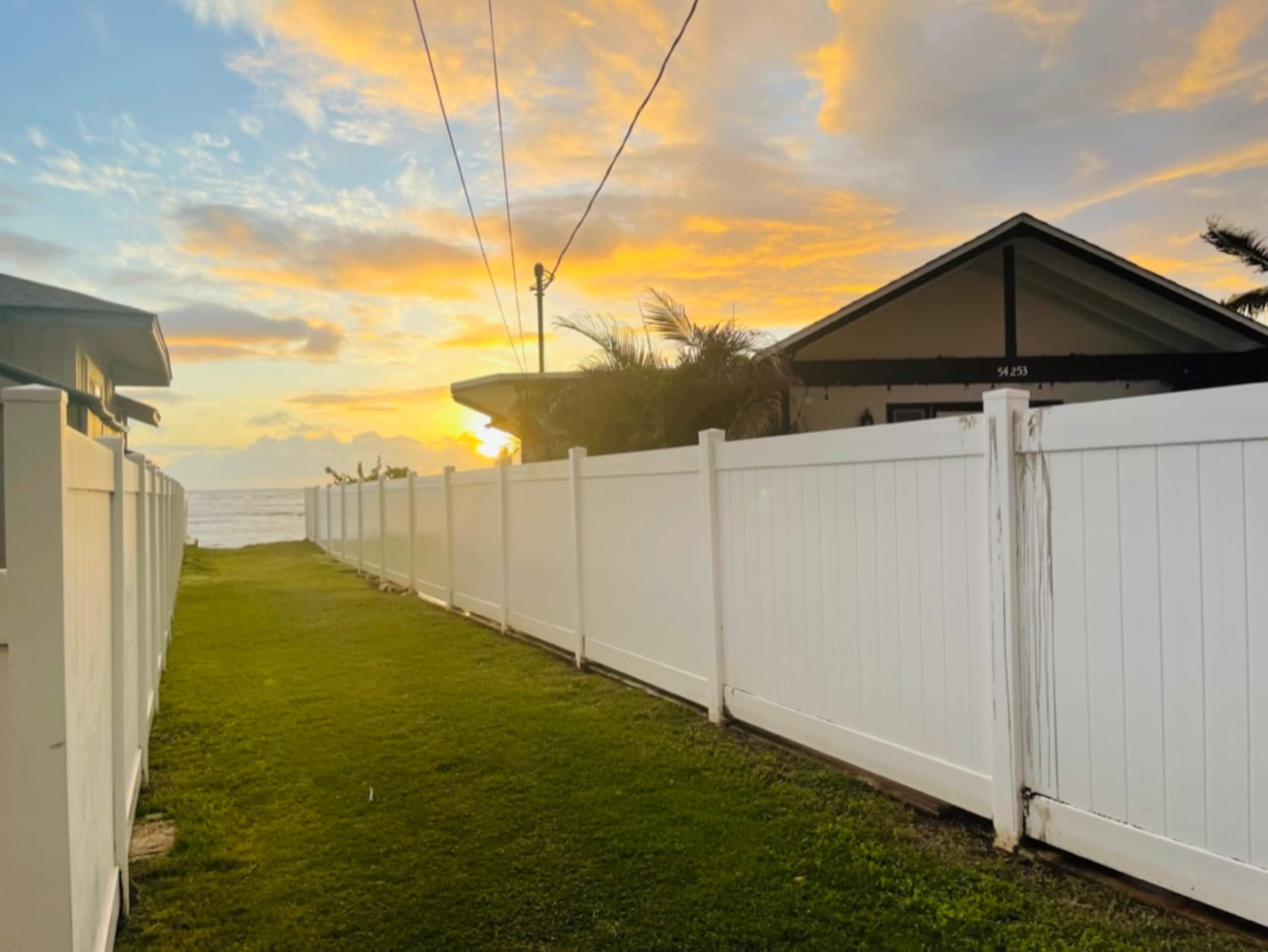 Guesthouse in Hauula · ★4.57 · 1 bedroom · 2 beds · 1 shared bath - Image 21