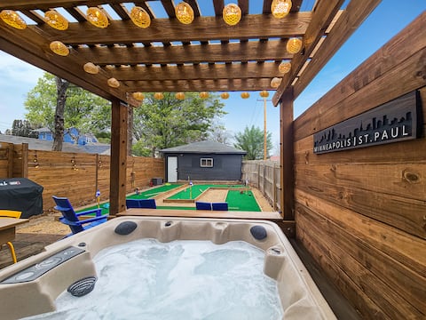 5 Min To Stadium, Hot Tub, Mini Golf, Arcade, King