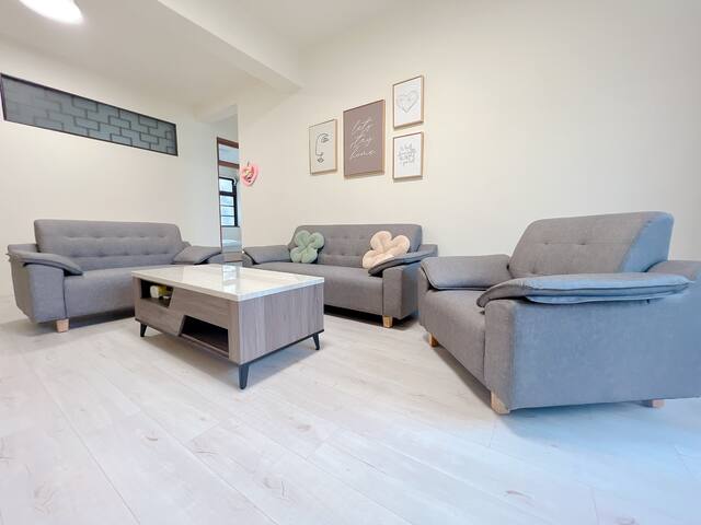 Spacious Well-Furnished 忠孝復興#Br4#東區商圈 gallery image 4