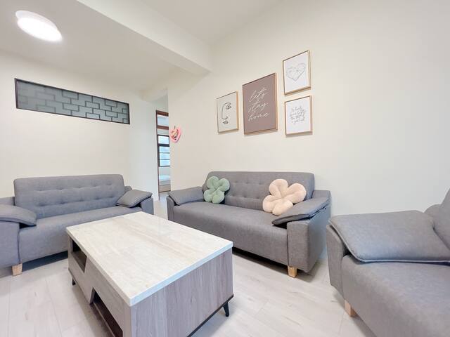 Spacious Well-Furnished 忠孝復興#Br4#東區商圈 gallery image 3