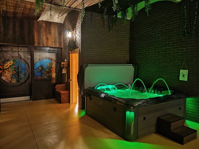 Ernests’ unique townhouse with sauna and hot tub