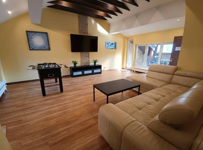 Ernests’ unique townhouse with sauna and hot tub gallery image 3