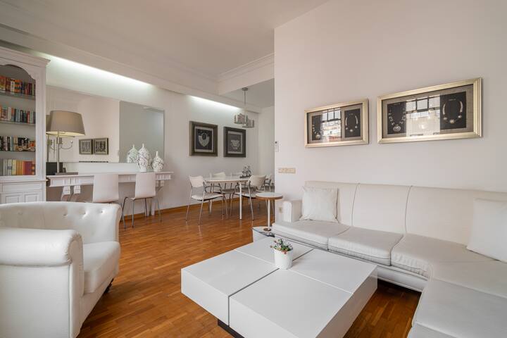 Sants-Montjuïc | Terrace | Duplex | TV | Wi-Fi gallery image 5