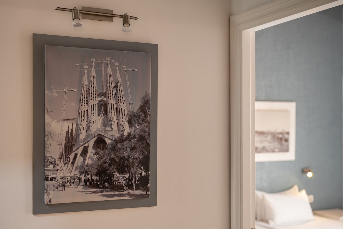 Successful Airbnb property: Sant Martí | 4 bedrooms | Kitchen | Wi-Fi | TV in El Camp De L'arpa Del Clot