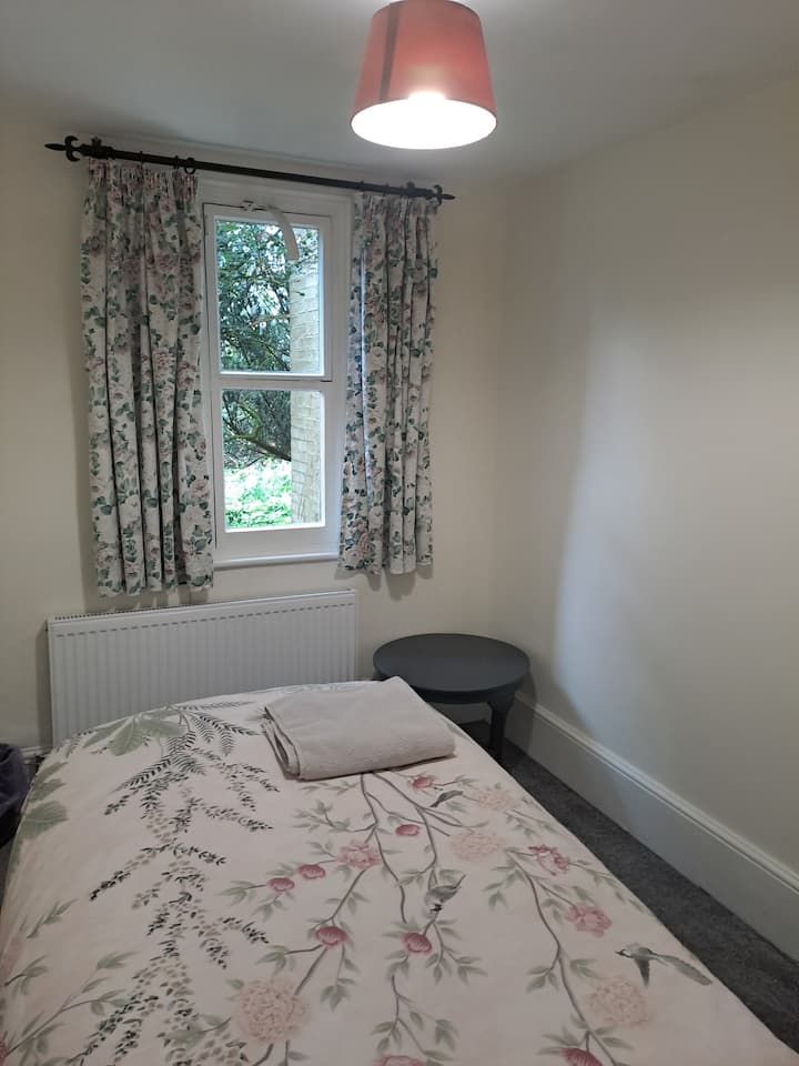 Single bedroom downstairs 