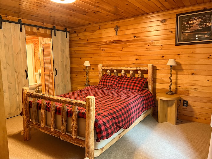 غرفة النوم الأساسية