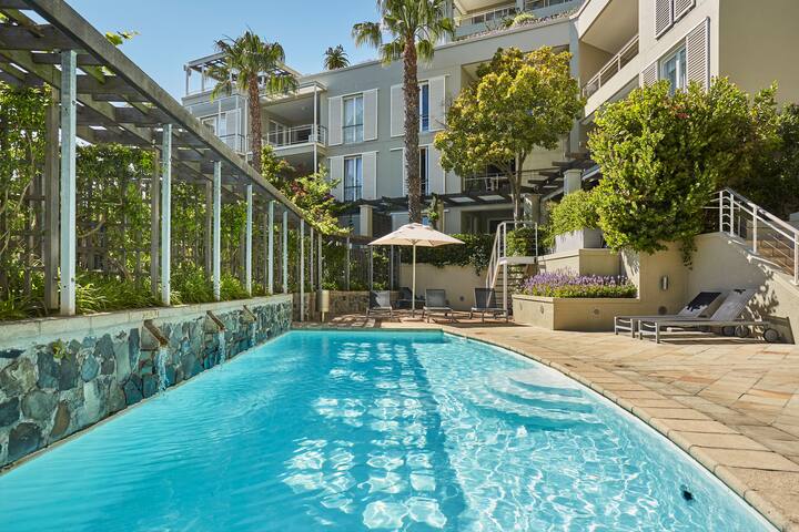 Modern V&A Waterfront Unit gallery image 3