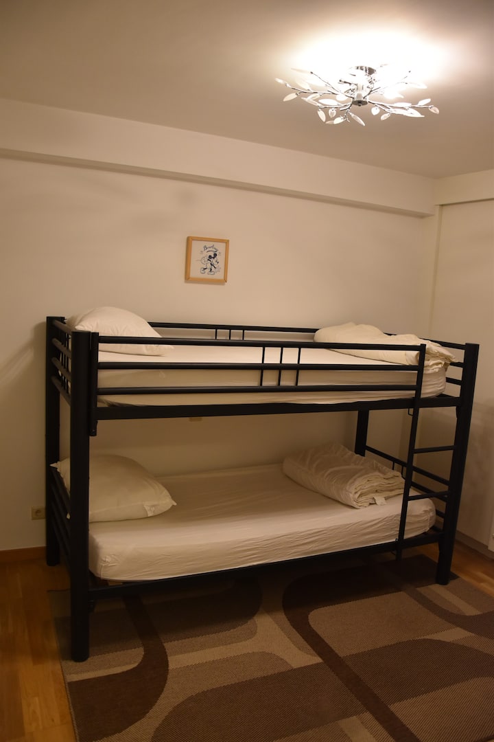 غرفة النوم 2