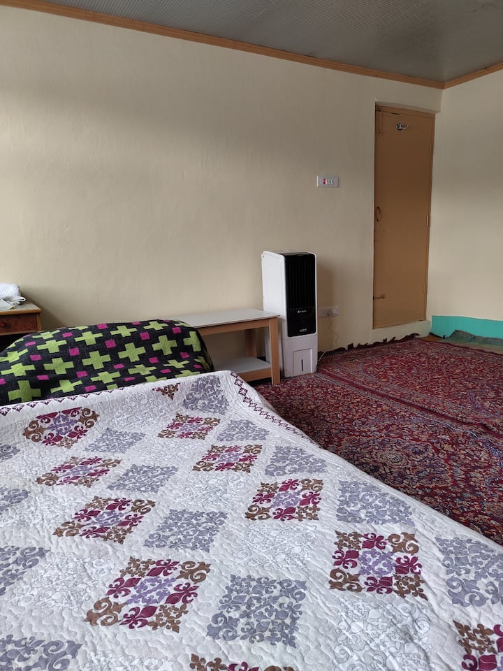 Chumba cha kulala kwenye ghorofa ya pili 