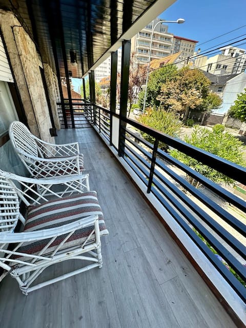 Successful Airbnb property: Comfortable and bright THREE ROOMS in Playa Grande in Leandro N. Alem