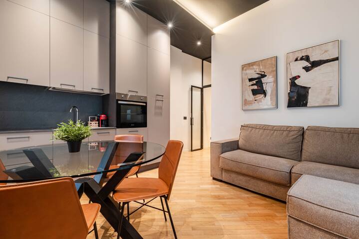 MoscovaPremiumApartment in Brera gallery image 5