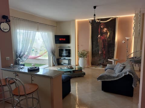 Jacuzzi, View & Sea, near Delphi !