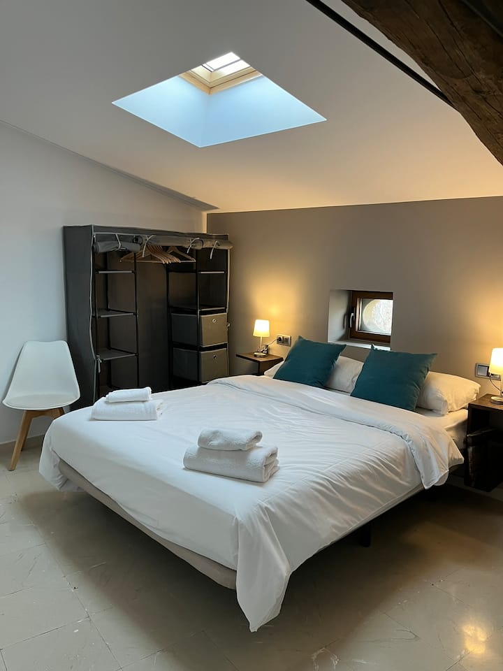 Dvojposteľová izba s vlastnou kúpeľňou