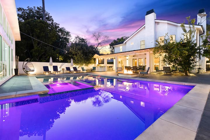 Luxury House with pool in Los Angeles /Hollywood