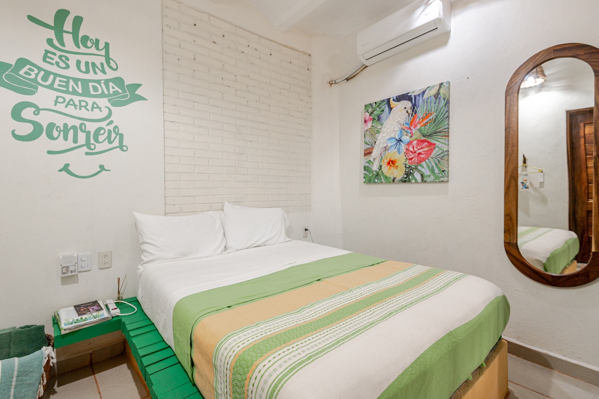 This bedroom is a haven where nature and design meet in perfect harmony. Upon entering, a feeling of freshness and serenity envelops everything. Where luxury doesn't compete with nature, but celebrates its essence.